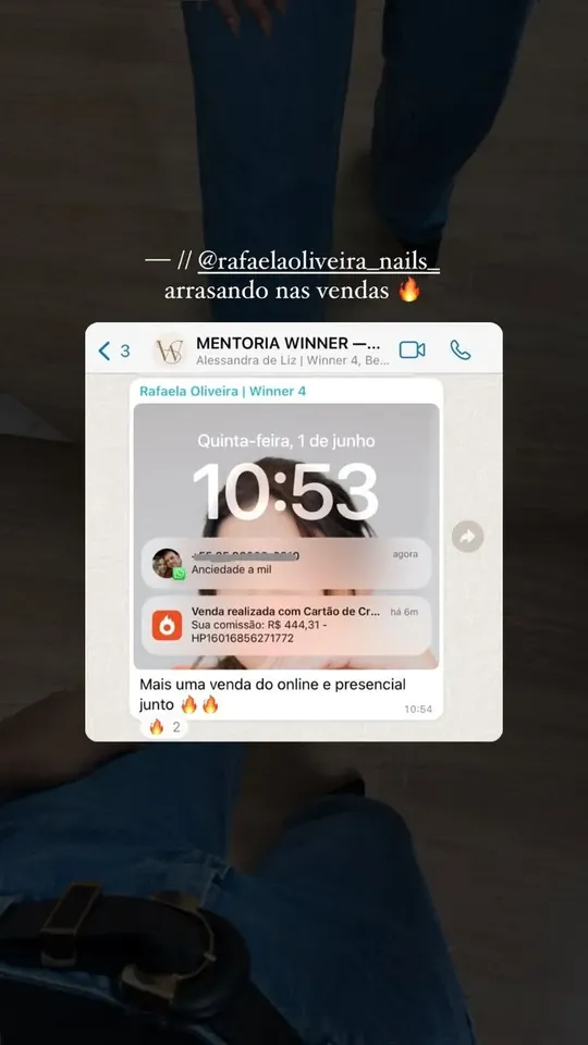 Story: aluna com vendas do online e do presencial